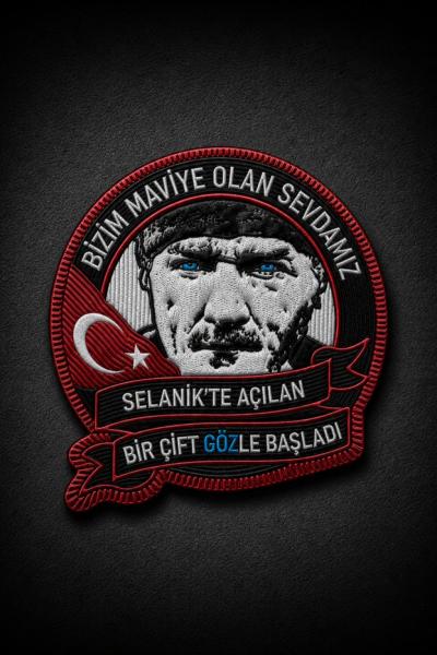 Bizim Maviye Olan Sevdamız Selanik te Açılan Bir Çift Gözle Başladı Yazılı Yuvarlak Patch Kırmızı